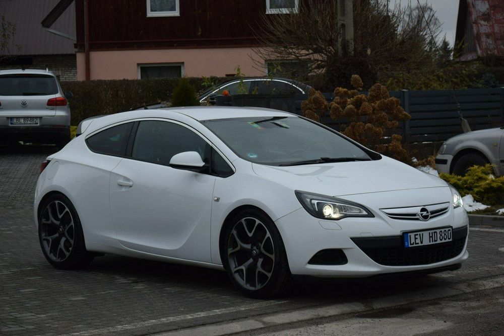 Opel Astra 1.4TB Led/ 2KPL KÓŁ/ 2013r/ Sprowadzony/ Opłacony