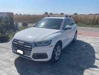 Продається молода Audi Q5 2020