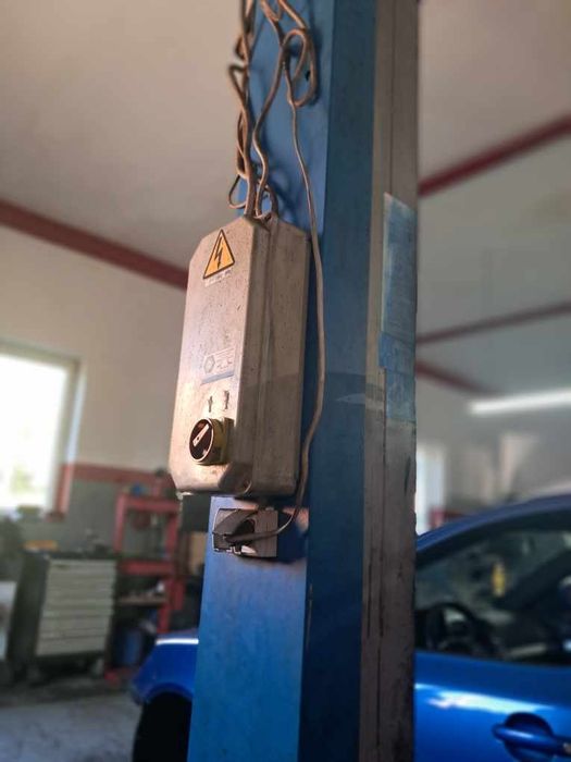 Podnosnik ravaglioli 3200kg