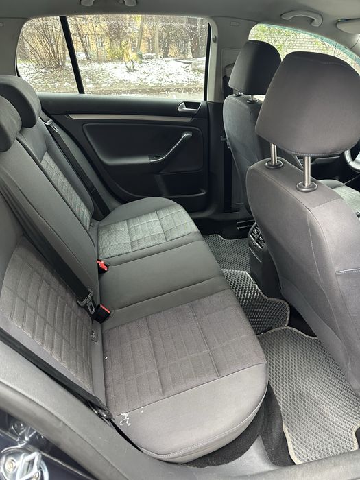 Golf 5 2008 газ 4