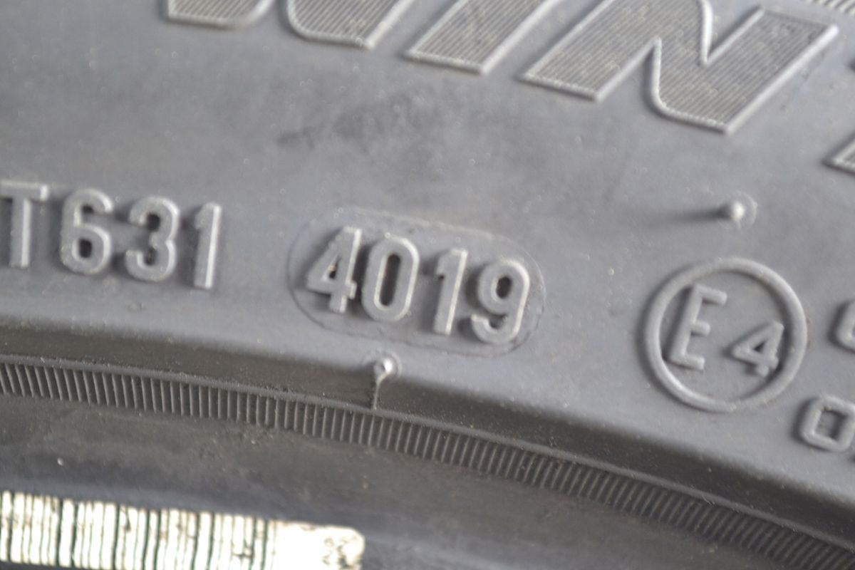 225/45R18 95H PIRELLI SOTTOZERO 3 RFT x2szt 9319z