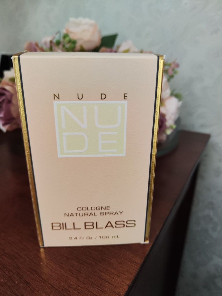 Bill Blass Nude edc