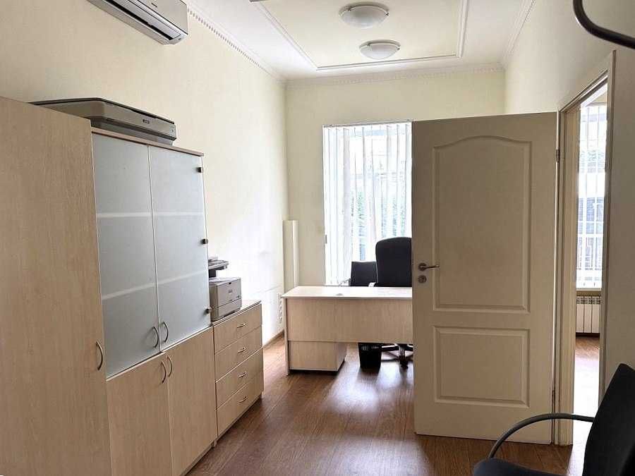 БЕЗ% Оренда офісу 500 м2, вул. Мазепи, метро Арсенальна,