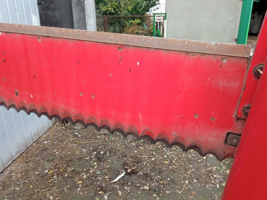 Wycinak kiszonki wybierak Trioliet TU 145