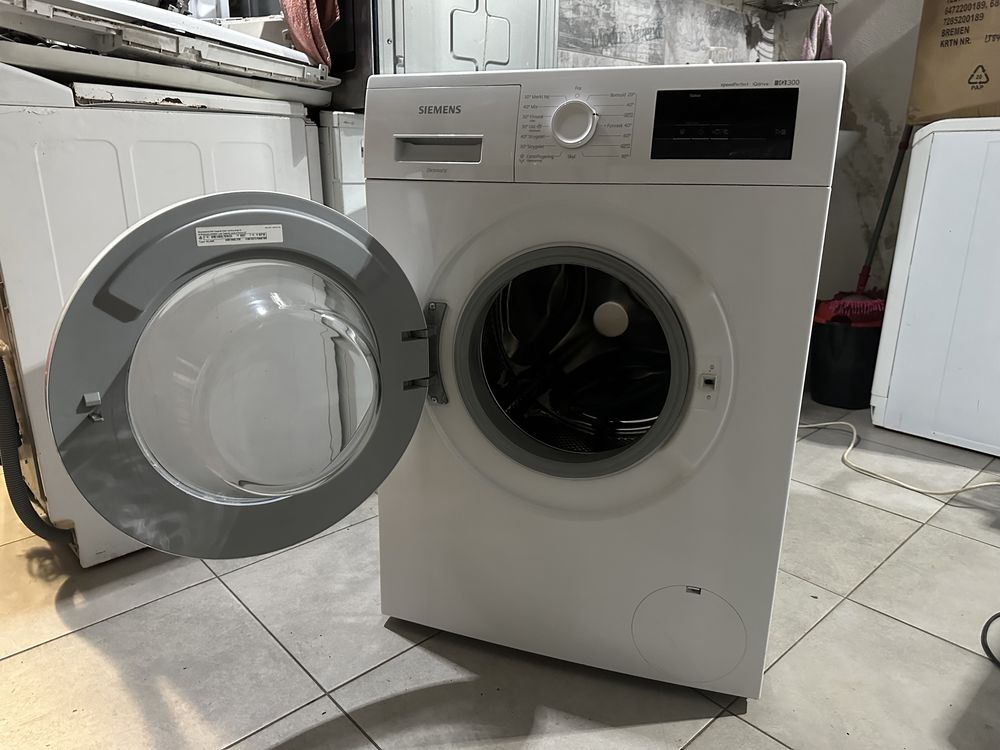 Siemens IQ 300 2018 року пральна машина , машинка