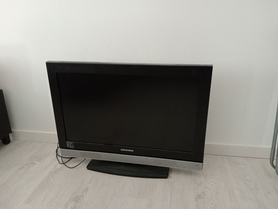 Televisão Grundig 80 cm