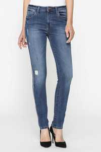 Jeansy mod.762 STRETCH Carrera Jeans (Medium blue wash) S