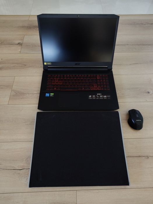 Zestaw laptop ACER AN517+podstawka chłodząca+myszka