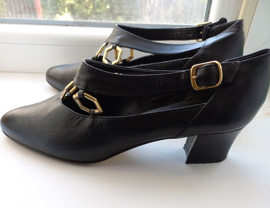 Туфлі жіночі чорні шкіряні