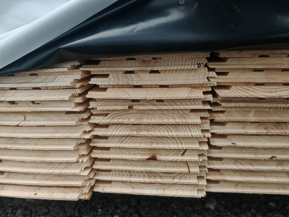 Deska elewacyjna podbitka świerk skandynawski 18x120 V-faza