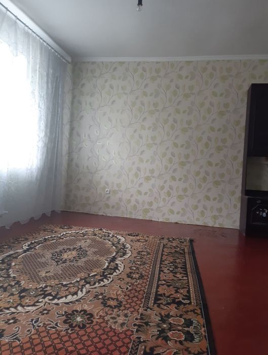 Продам будинок та 40 соток землі по ціні секції в гуртожитку