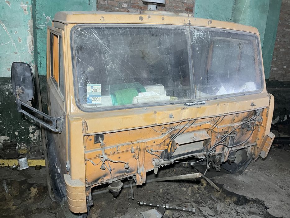 Кабіна на авто КАМАЗ