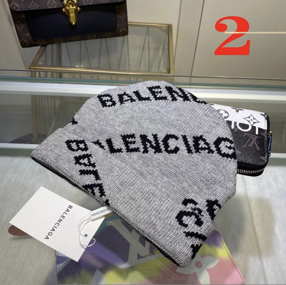 Gorro Balenciaga Varias cores