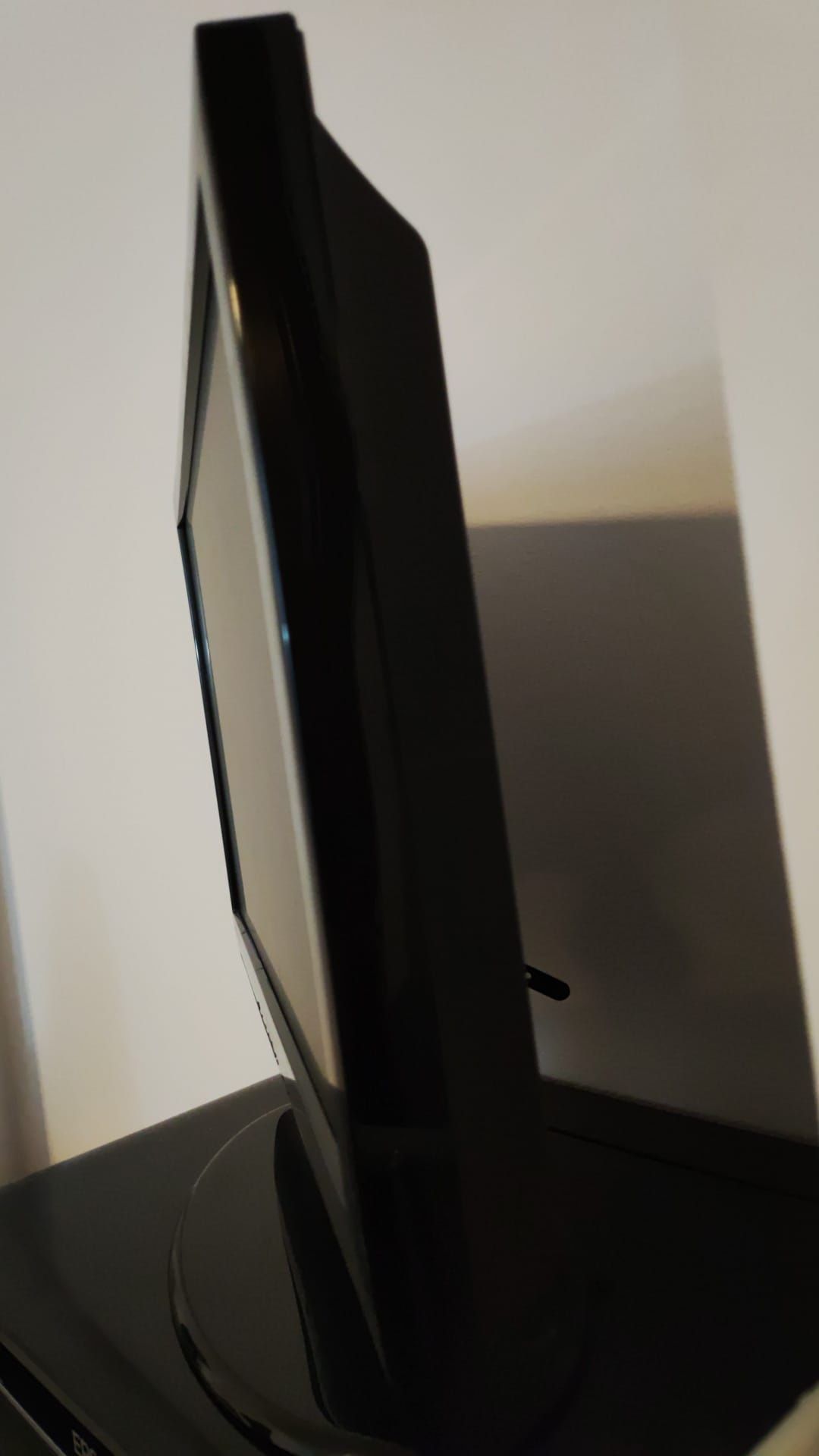 Monitor Samsung 18 polegadas