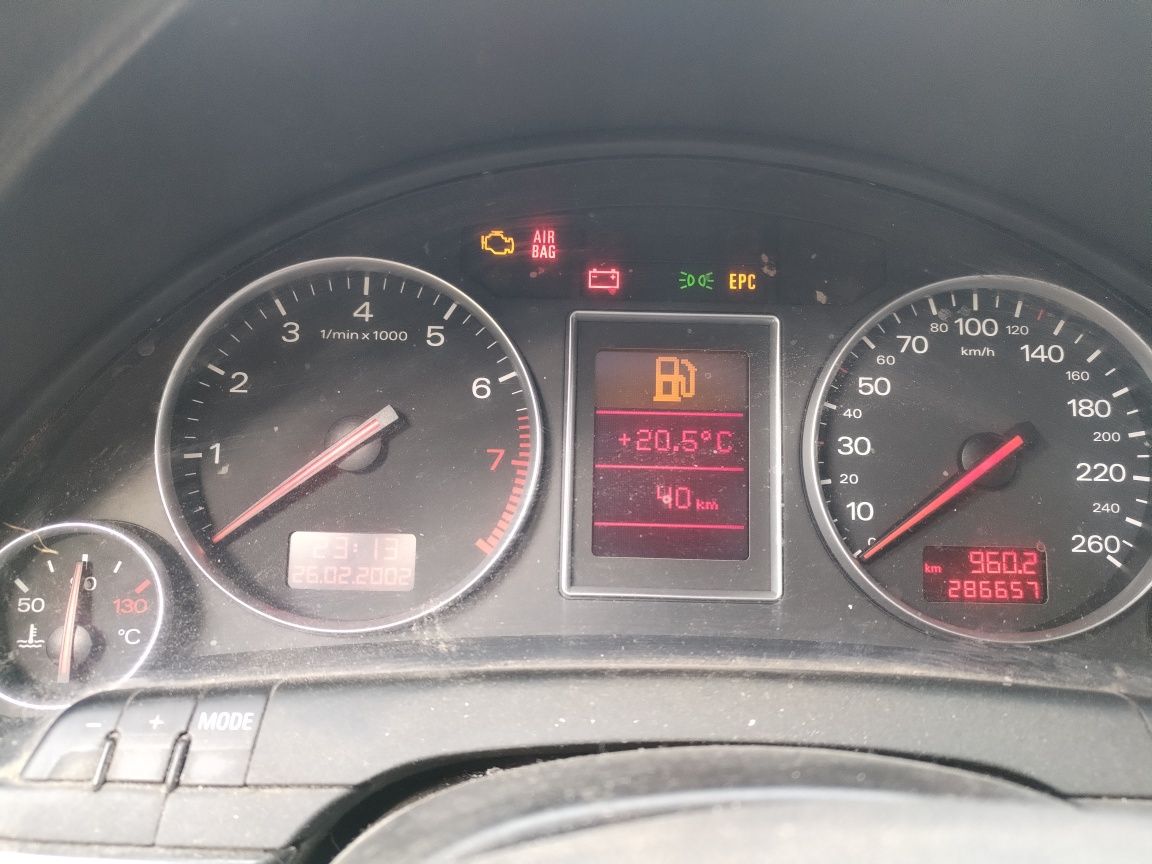 Audi a4 b6 1.8t uszkodzona