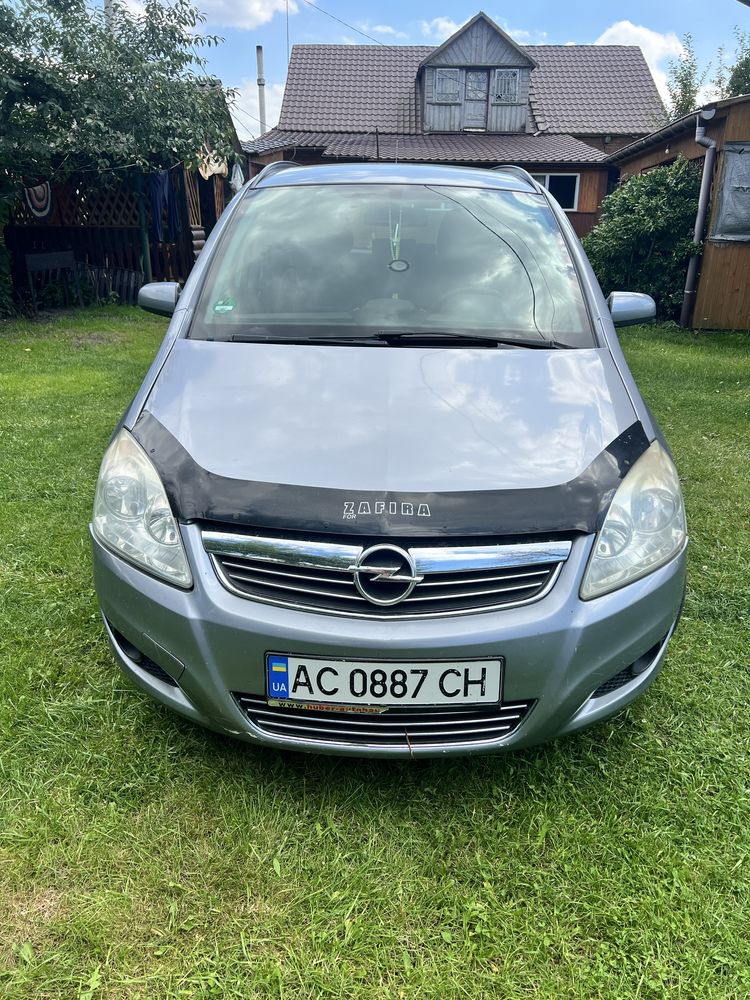Opel zafira 2008