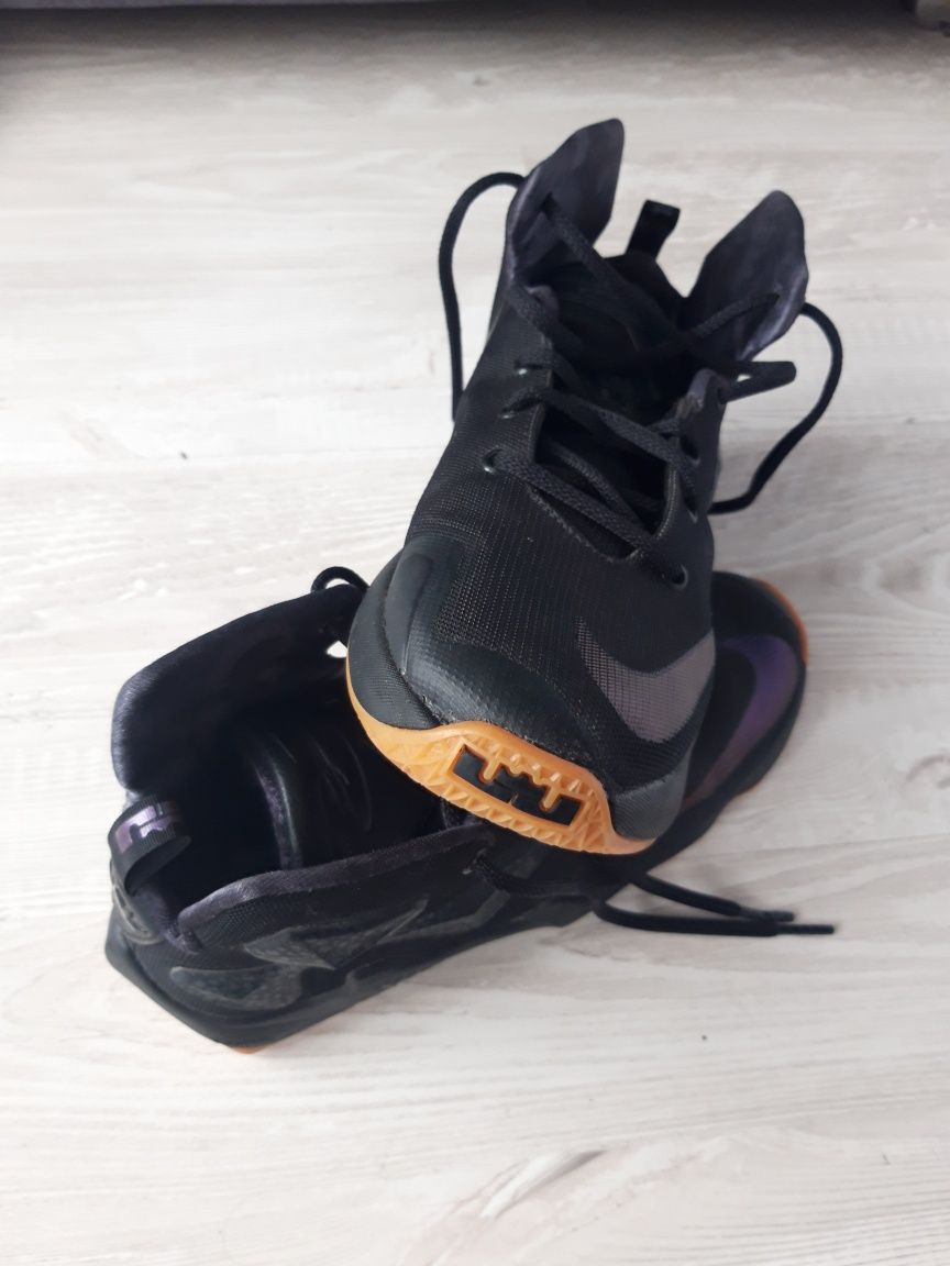 Buty Nike Lebron James 38