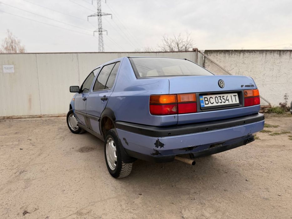Volkswagen Vento 1.8 газ/бензин