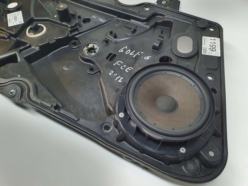 Elevador vidros frente esquerdo VOLKSWAGEN Golf VI (5K1)