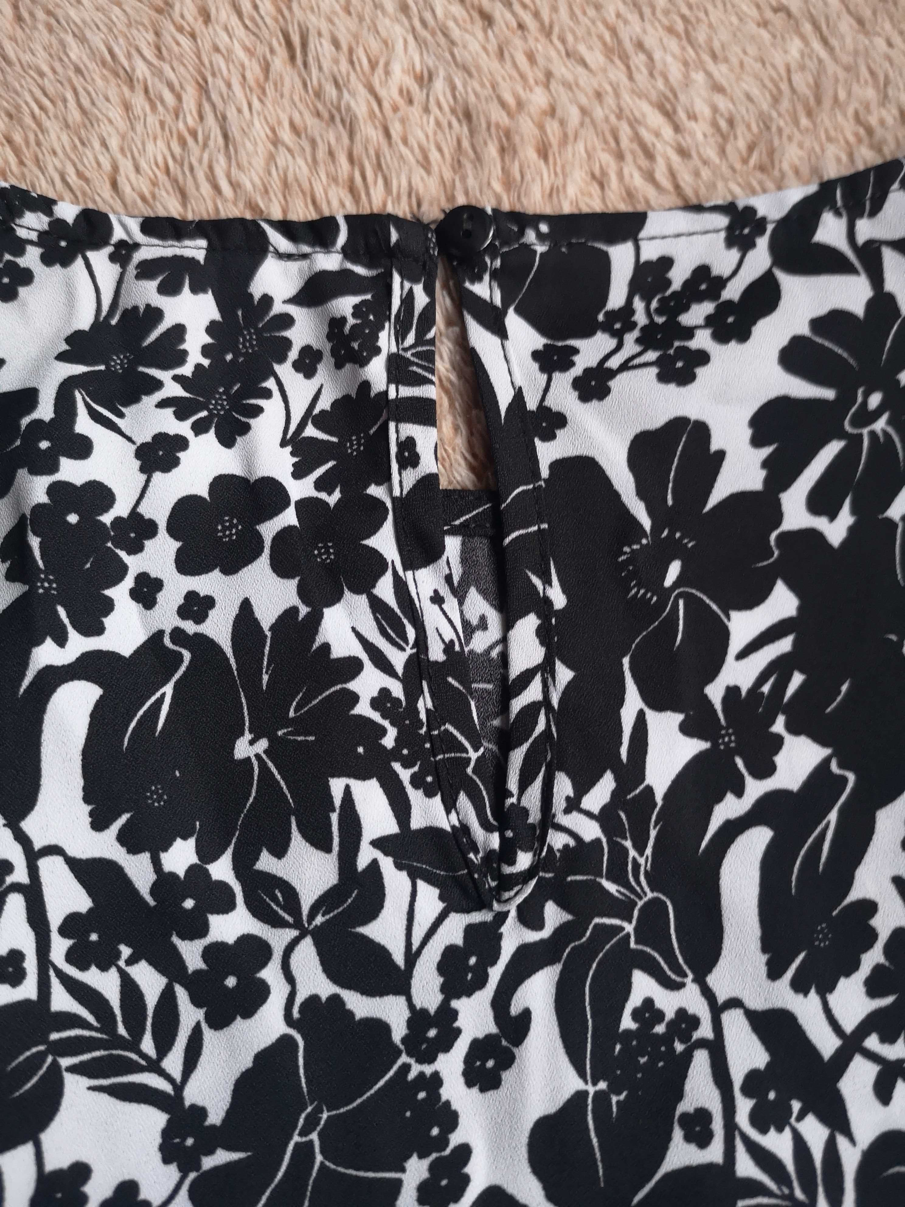 Bluzka czarno-biała kwiaty Mohito r. 36