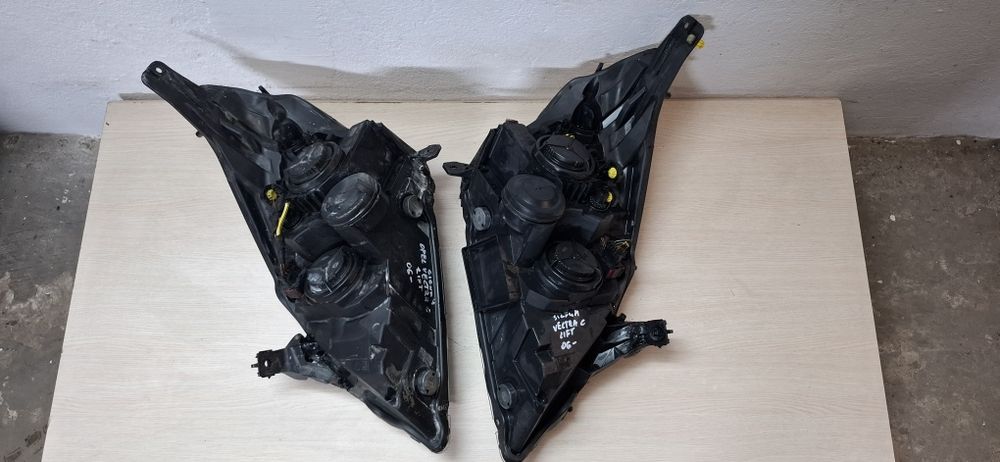 Lampa Reflektor Opel Vectra C Signum