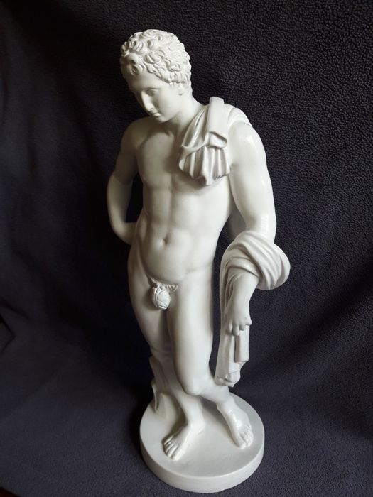 Фигурка керамика "Апполон"