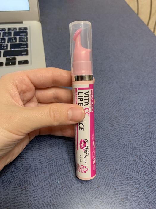 Тінт-бaльзaм для губ PRO YOU Professional Vita CC Lip Essence