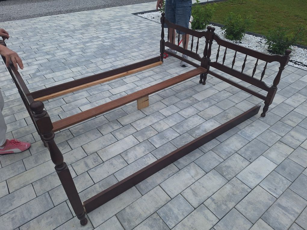 Łóżko matrymonialne 2x1.8m