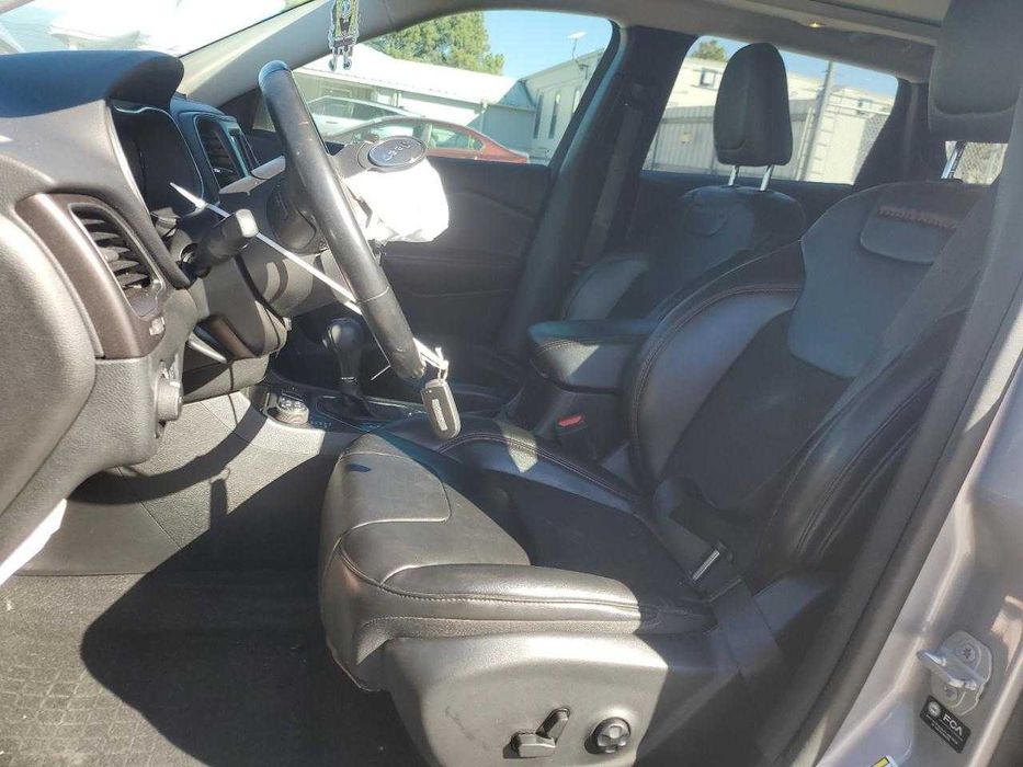 Продам Jeep Cherokee Trailhawk 2021 3.2л 141 тис км РОЗМИТНЕНИЙ