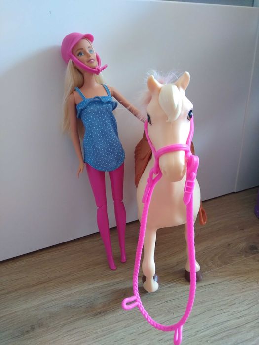 Barbie zestaw z koniem
