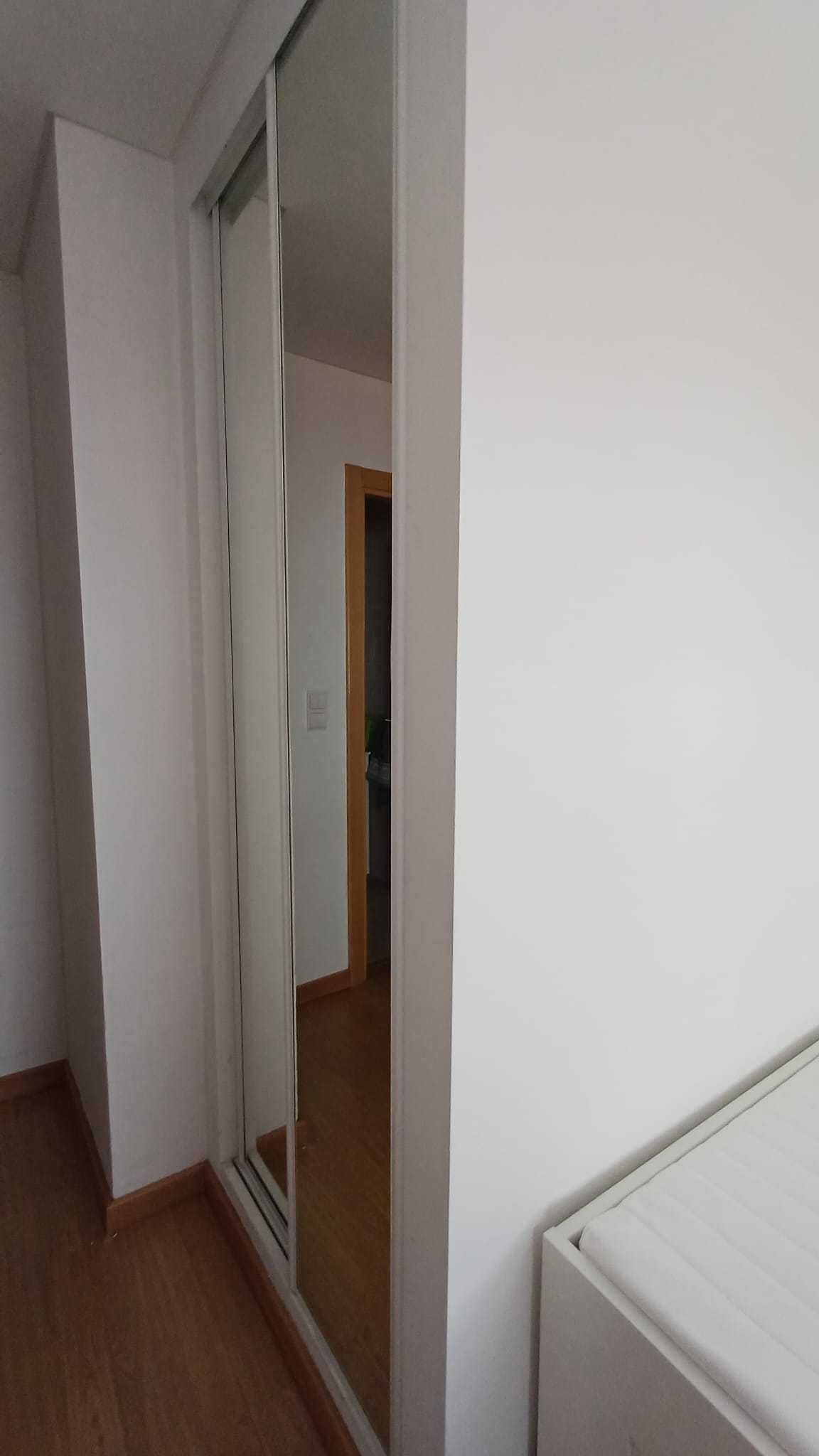 Quarto estudante rapariga