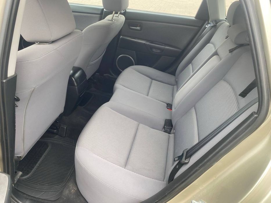 Продам мазду 3, 1.6 мех, люк, климат, стабилизация