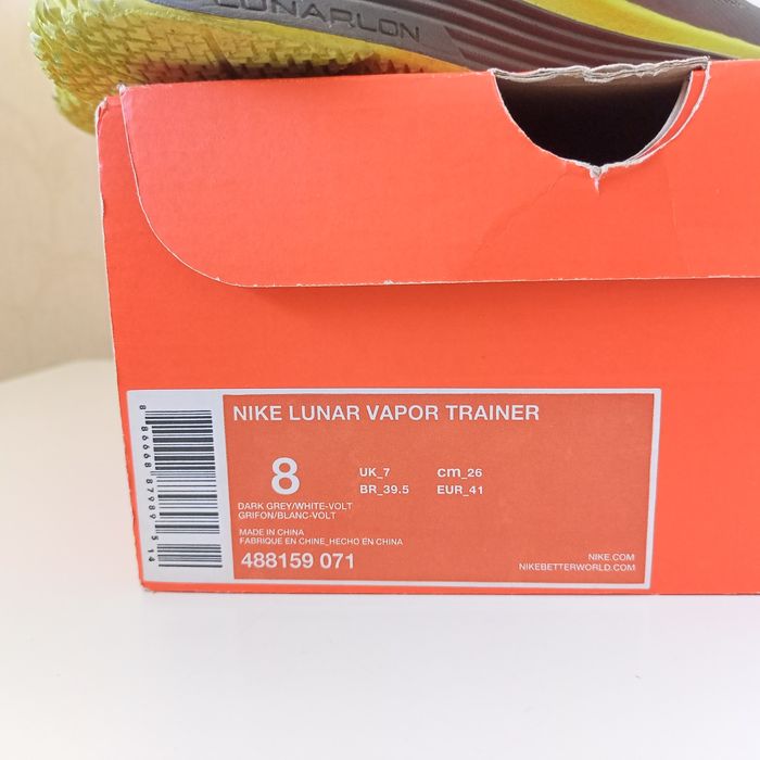 Кросівки для залу, тренувань Nike Lunar Vapor Trainer 41 розмір