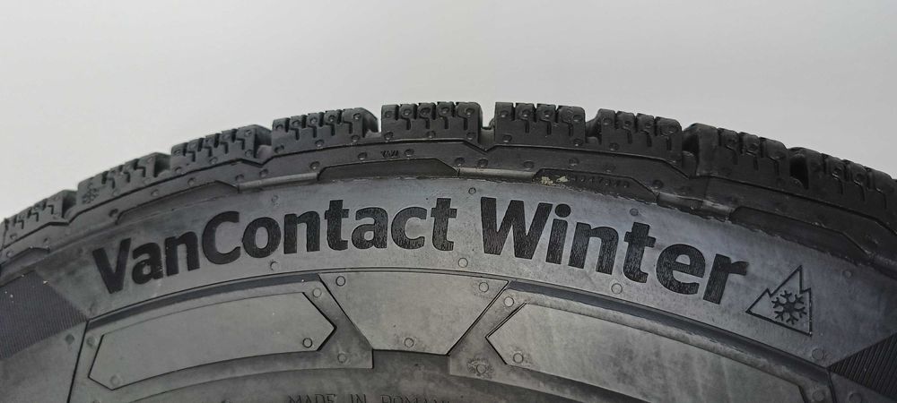 2X 215/65R16C 106/104T Continental Winter Van Contact 73AK