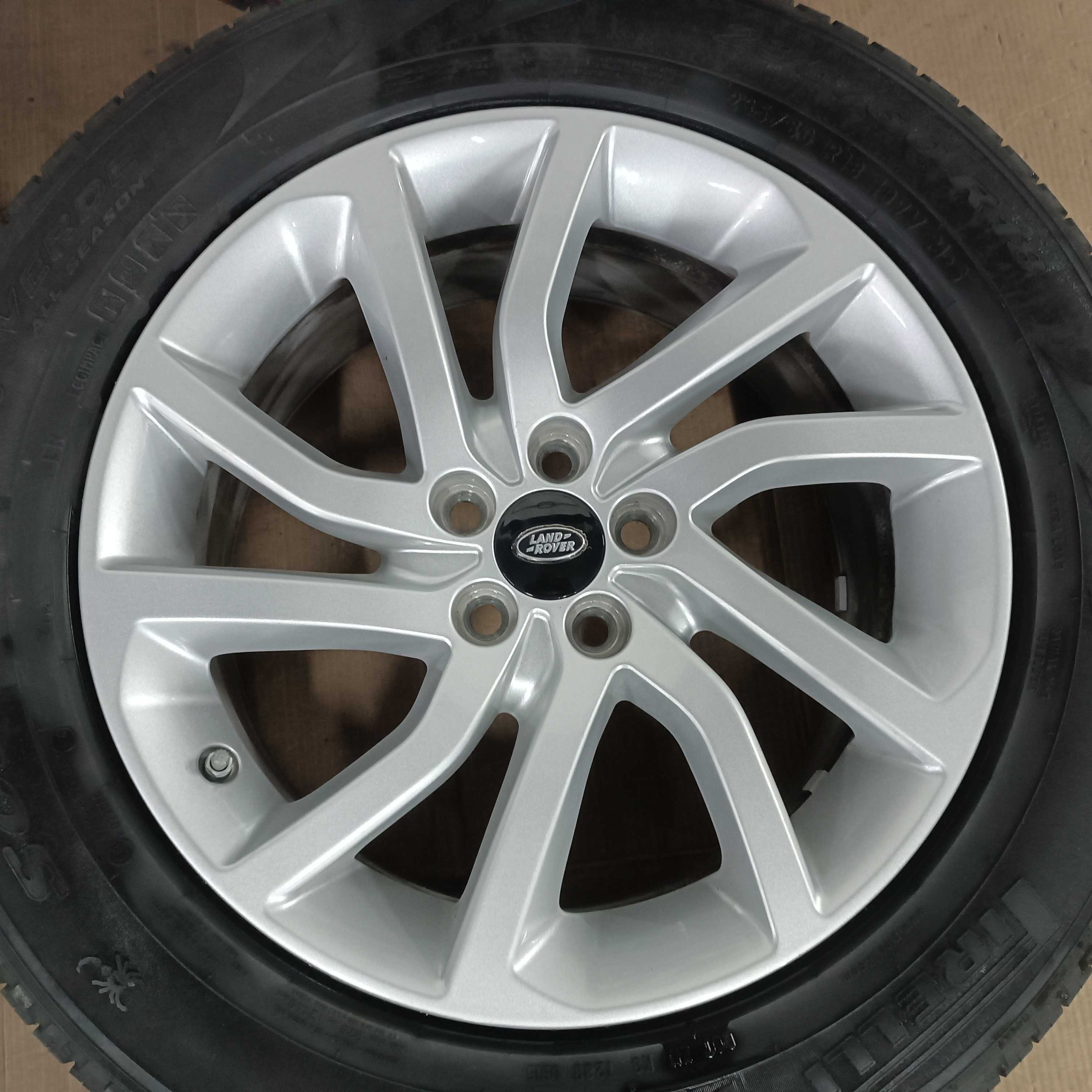 Koła Całoroczne 18" 5x108 Land Rover Discovery Sport Evoque 235/60/R18