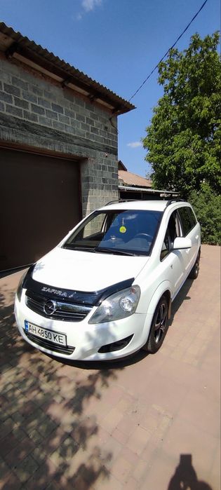 Продам Опель Зафира в