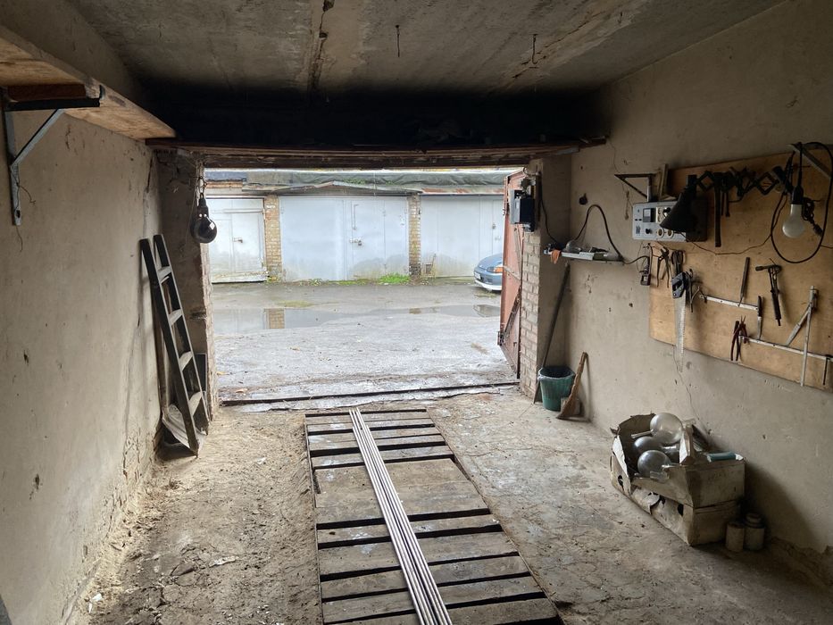 Оренда гаража Ризька 73а АГК Обгарбуд