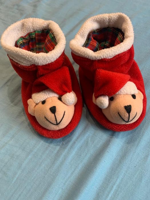 Kapcie niemowlęce świąteczne