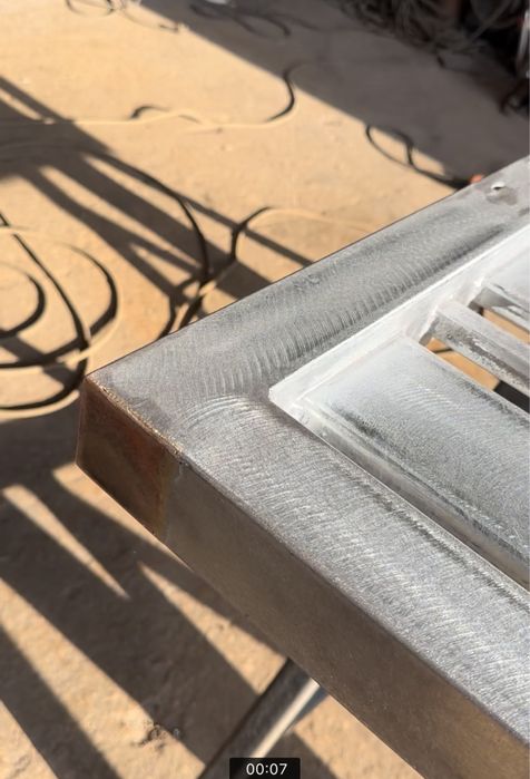 Bramy, przęsła, ogrodzenia, barierki oraz inne konstrukcje stalowe