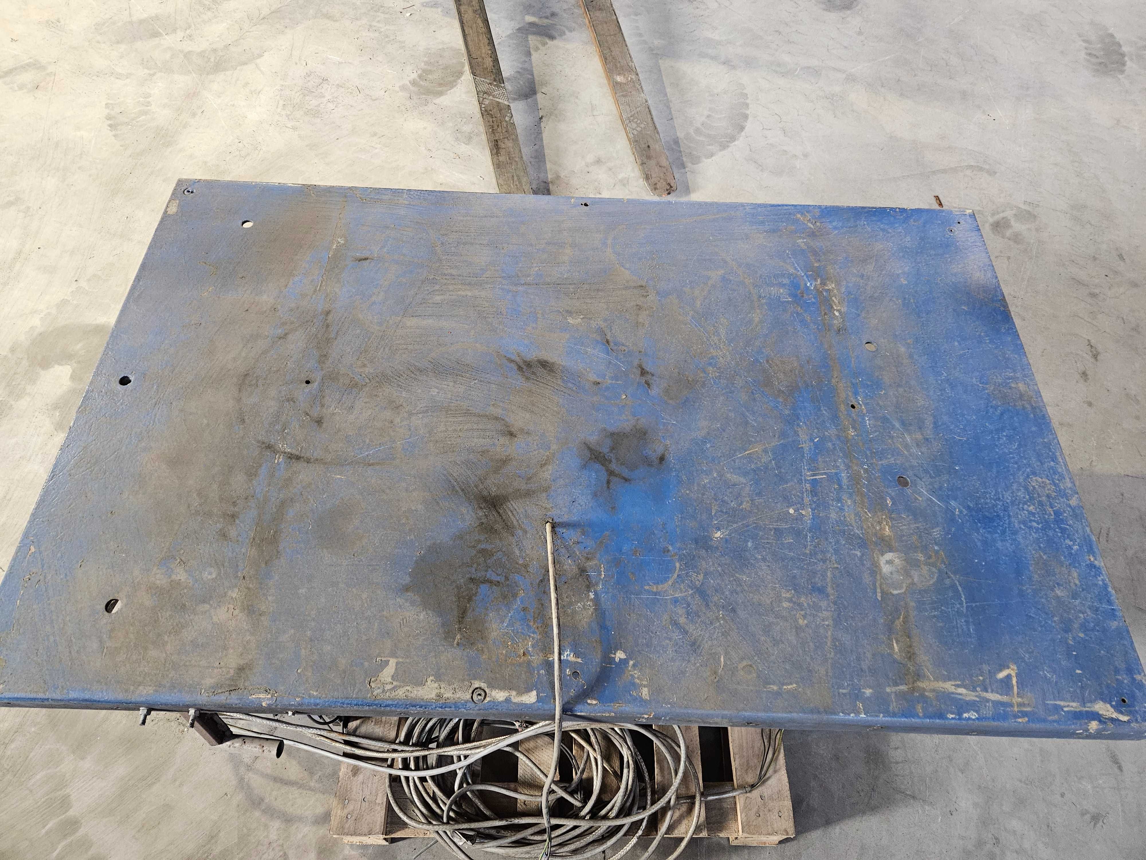 Podnośnik hydrauliczny nożycowy stół 1600x1000