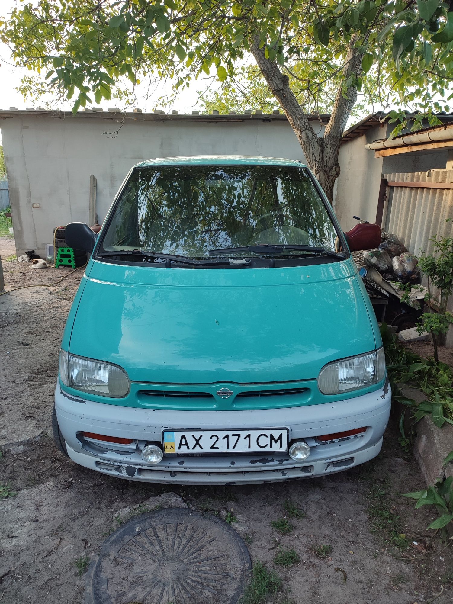 Nissan Serena пассажир 8 мест