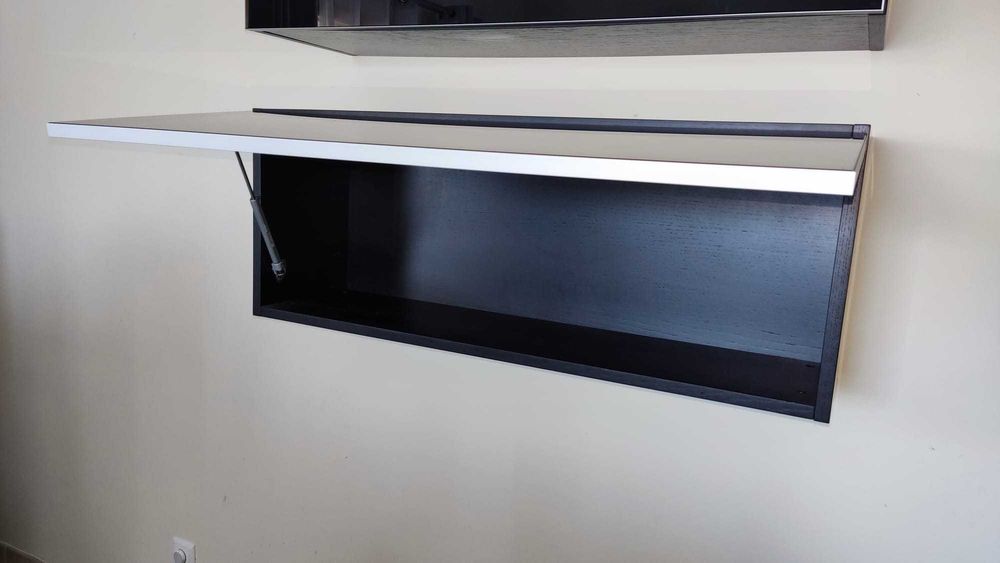 Conjunto Móveis Sala / TV PerSantos (em Madeira  - Castanho/Wenguê)