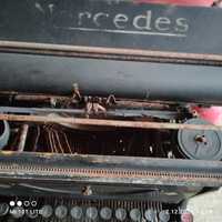 Stara maszyna do pisania mercedes