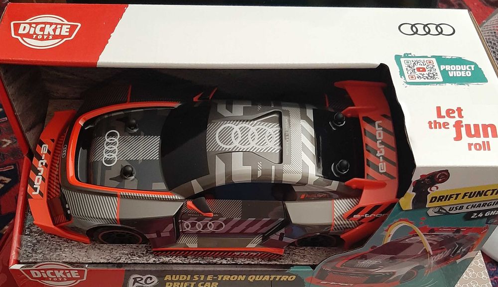 Carro telecomando Audi S 1 E -Tron
