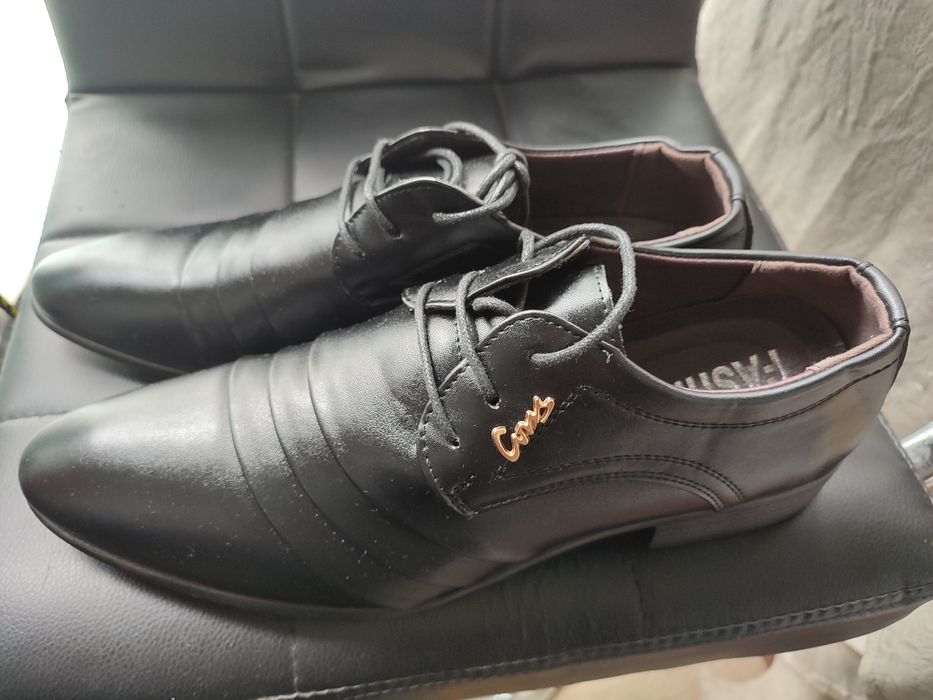 Buty męskie wizytowe