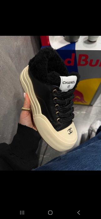 Кросівки Шанель с хутром