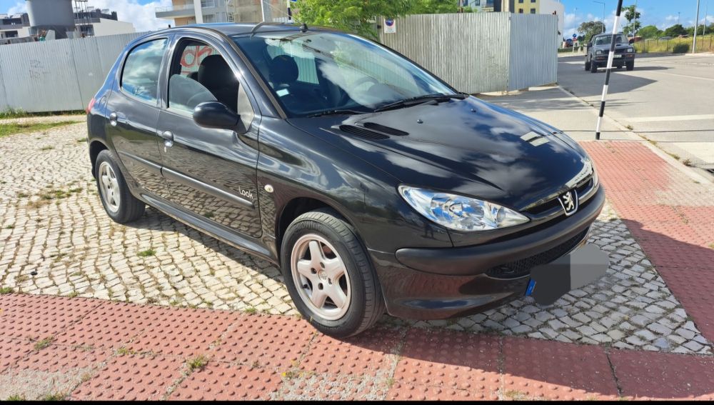 Peugeot 206  do ano 2006/08 excelente estado