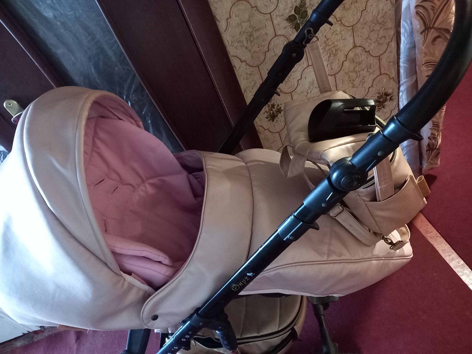 Коляска 2в1 для дівчинки