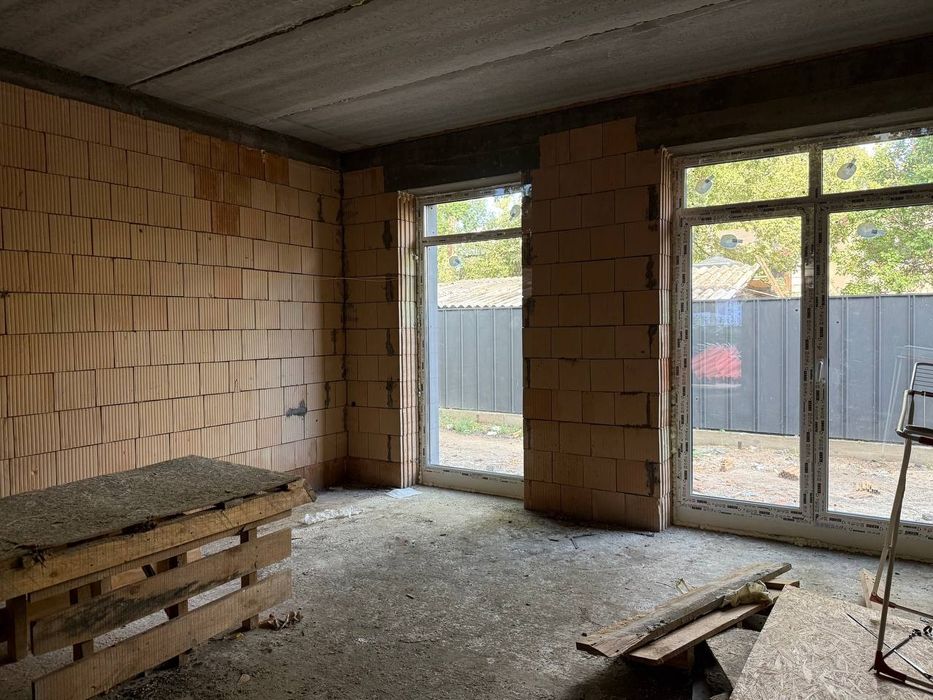 Таунхаус триповерхрвий Ірпінь Центр Розтермінування Центральні комунік