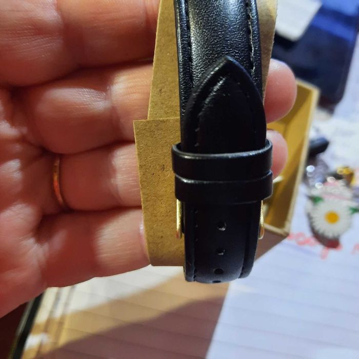 часы мужские ив роше черный браслет золотистый матовый корпус